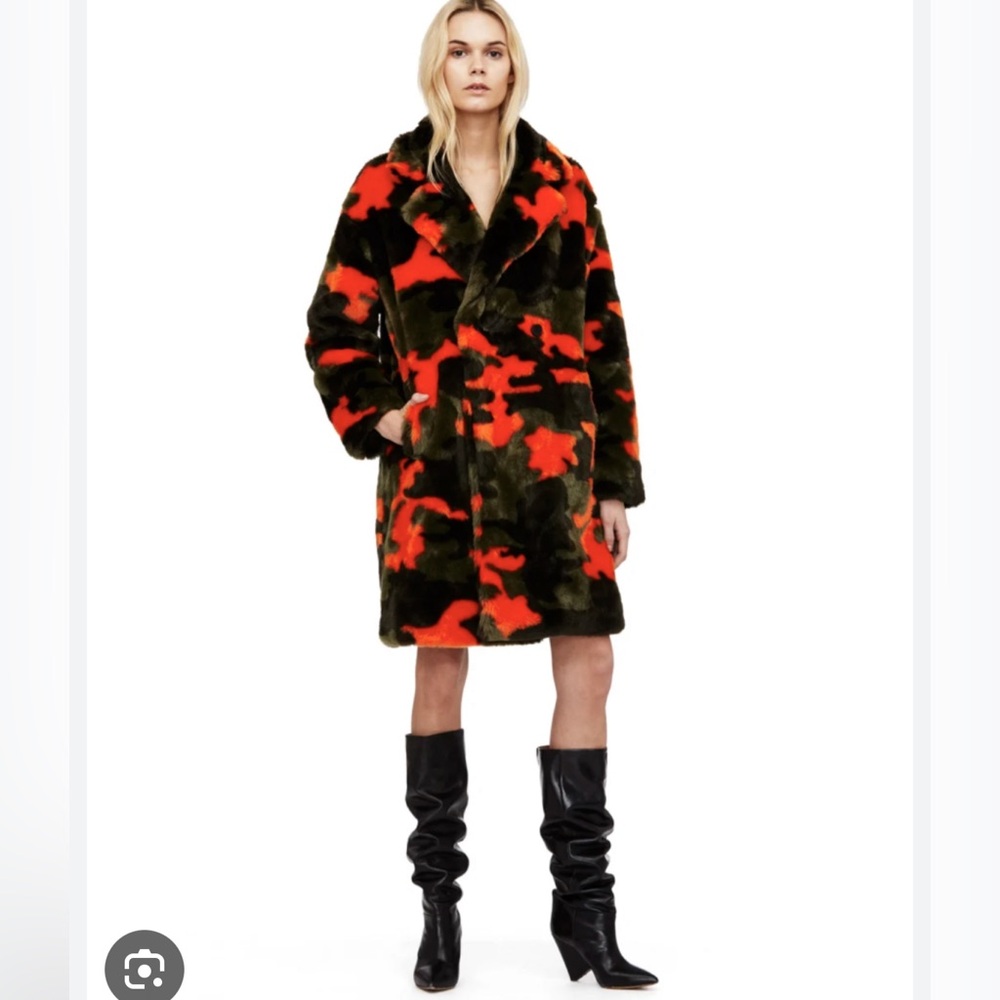 Apparis coat + matching scarf